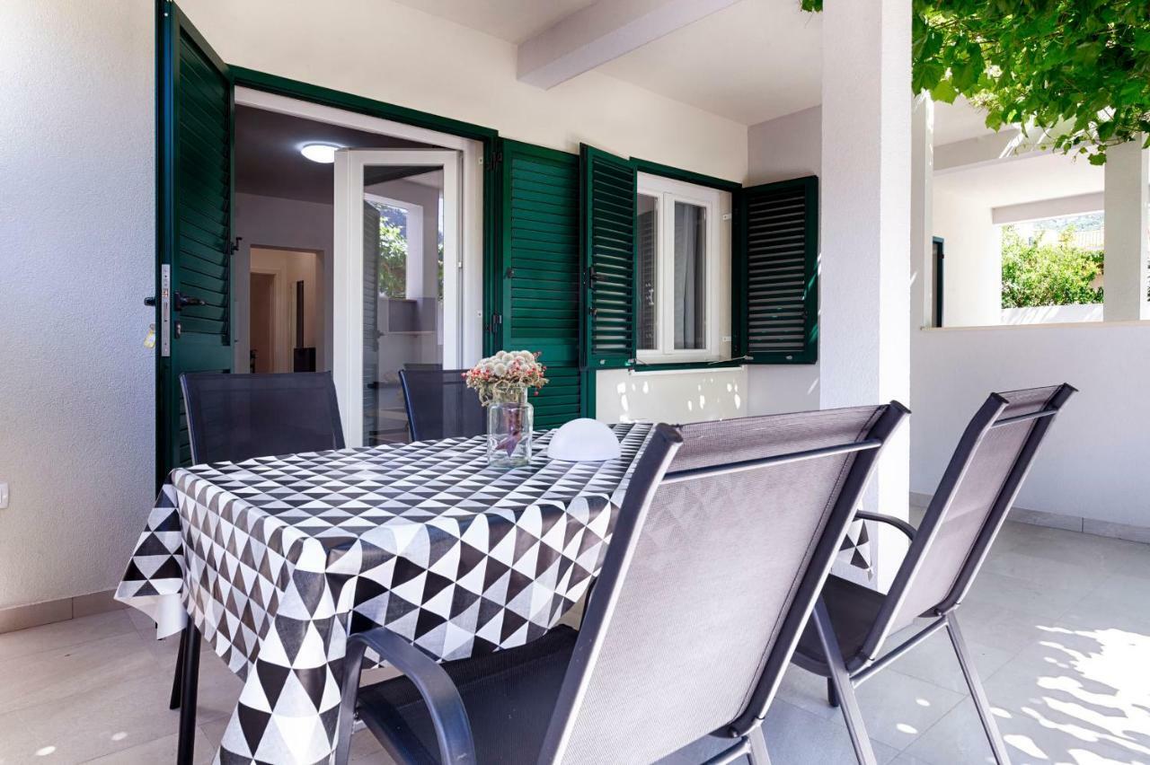 Apartmani Dule Komiža Exterior foto