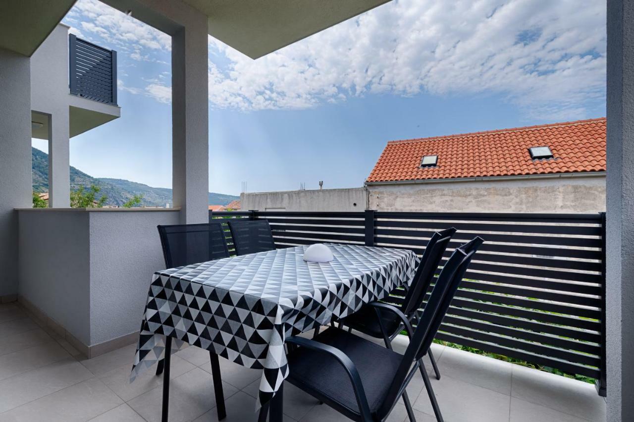 Apartmani Dule Komiža Exterior foto